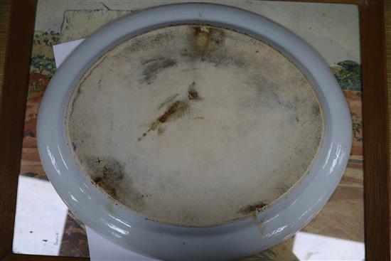 A Chinese famille rose oval dish, Jiaqing period length 40cm